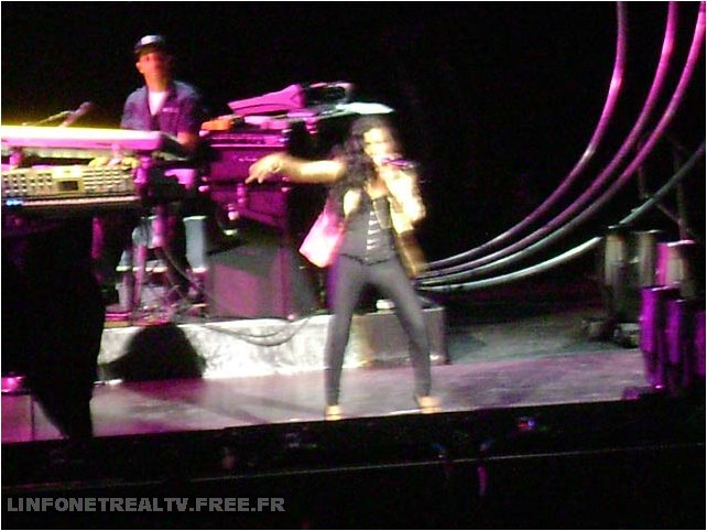 AliciaKeys-Marseille...4Mai2010-020.jpg
ALICIA KEYS The Freedom Tour 2010
Marseille 4 Mai 2010