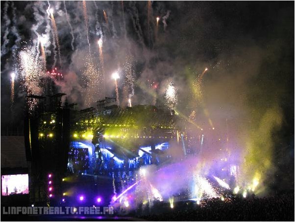 IMG_7870.JPG
JOHNNY HALLYDAY, Tour 66 Concert  Marseille 2009 au Stade Vlodrome  : Le concert